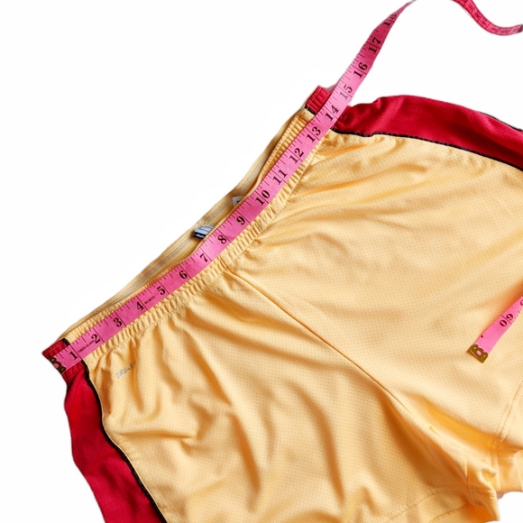 Nike Mesh Shorts - Picture 4 of 6